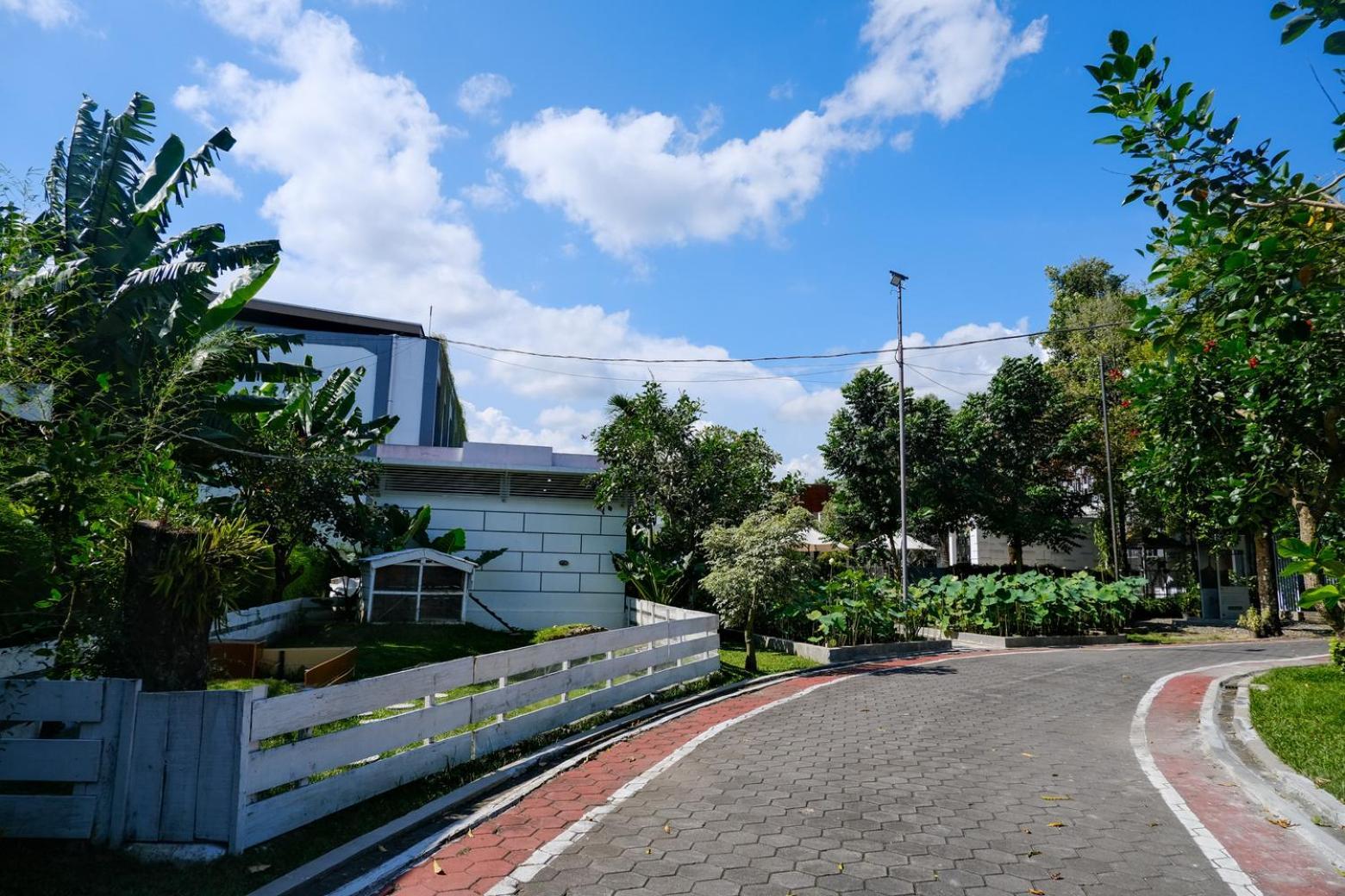 Lpp Garden Hotel Maguwo المظهر الخارجي الصورة